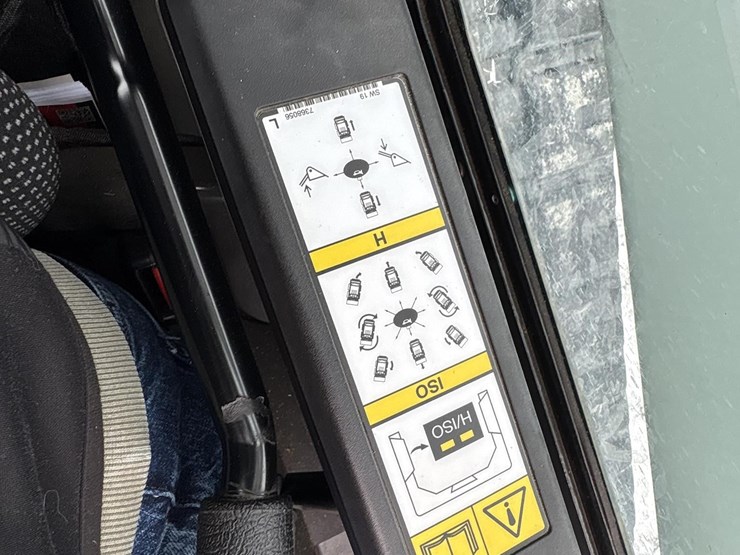 2023-bobcat-t62-image-28