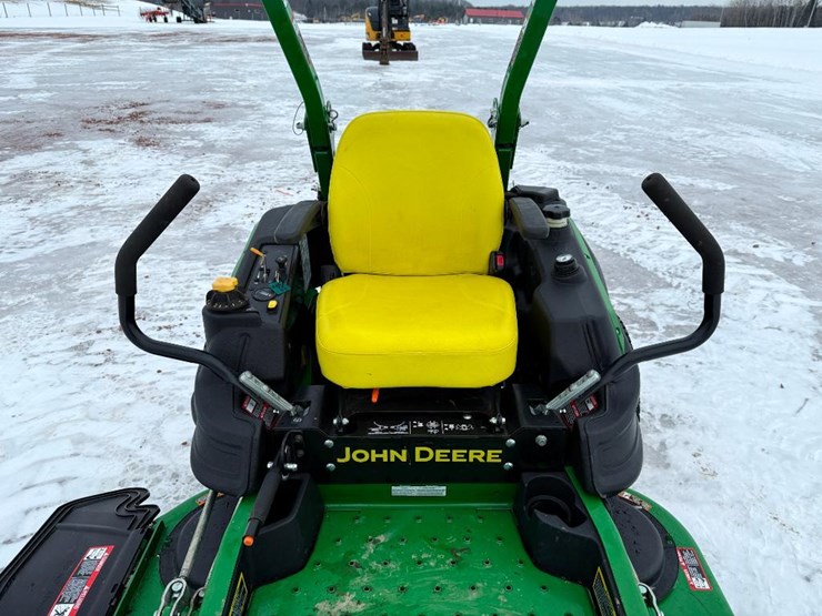 2015-john-deere-z915b-image-14