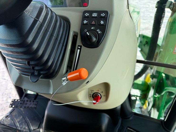 john-deere-4052r-image-53