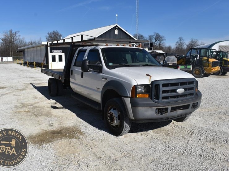 2006-ford-f450-image-11