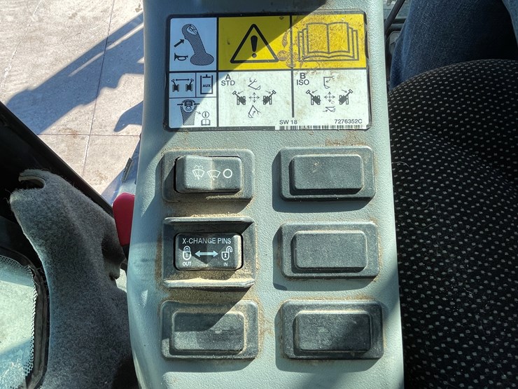 2021-bobcat-e50-image-54