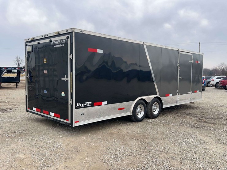 2016-stealth-viper-24'-enclosed-trailer-image-3