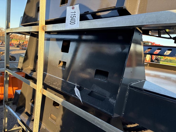 #115399-•-skidsteer-mt-72"-brush-cutter-image-2