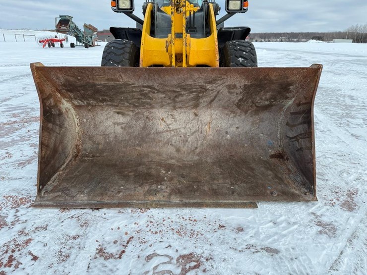 komatsu-wa320-7-image-36