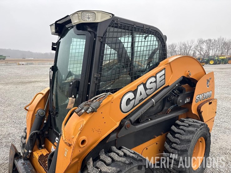 2012-case-sv300-image-11