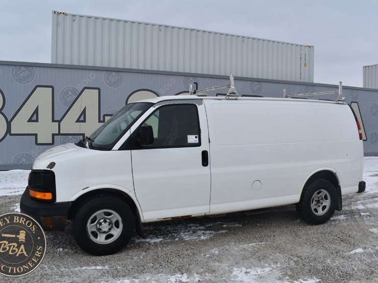 2008-chevrolet-express-1500-image-4