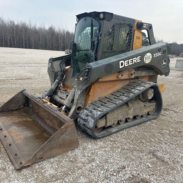 DEERE 333G