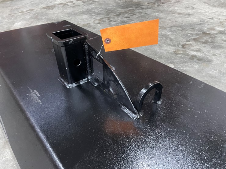 #2485-•-skid-steer-receiver-hitch-plate-with-half-moon-chain-hook-image-10