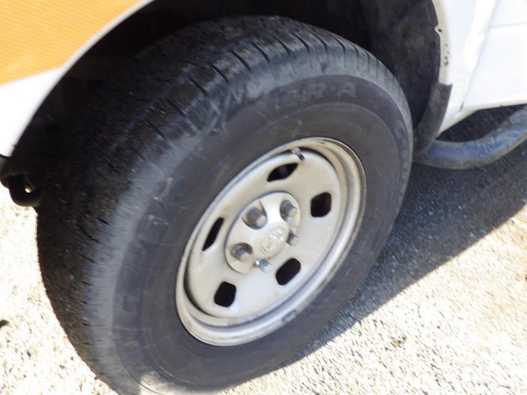 2015-dodge-1500-image-11