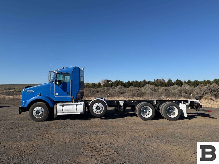 2015-kenworth-t800-image-2
