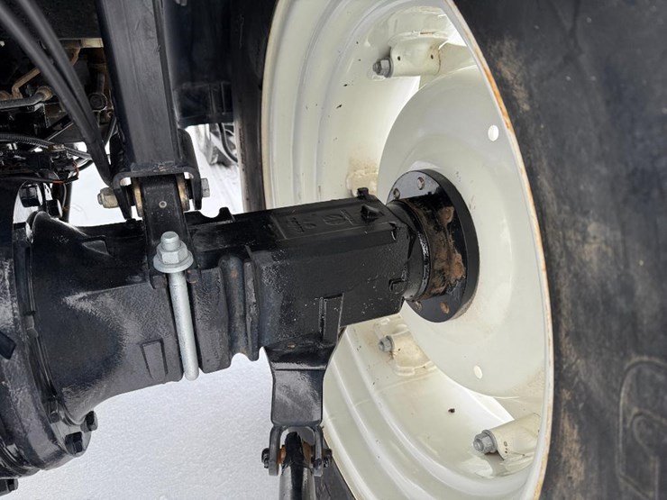 new-holland-tn75d-image-29