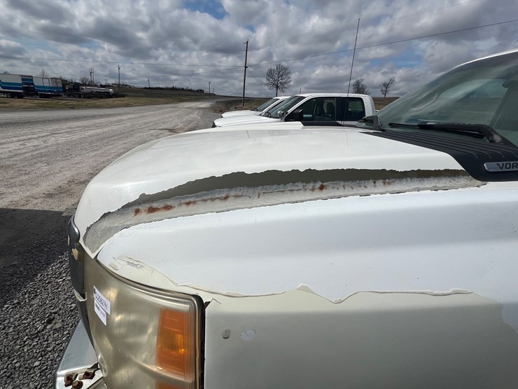 2009-chevrolet-2500-image-14