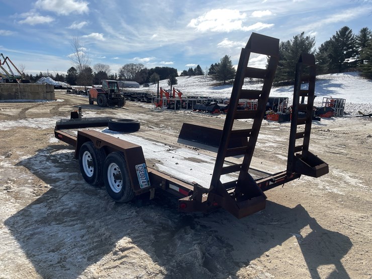 #300-•-2005-towmaster-dual-axle-trailer-(sells-with-no-title)-image-7