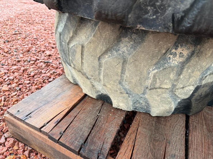 #35-•-lot-35-image-8