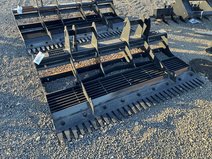 #115426-•-78"-skidsteer-land-leveler-image-1