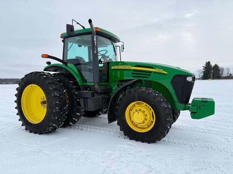 john-deere-7820-image-3