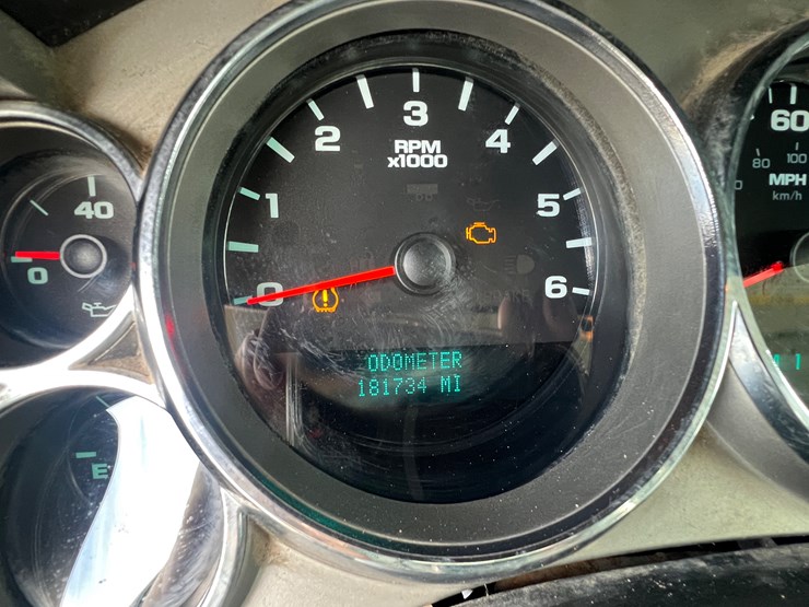 2009-chevrolet-2500-image-31