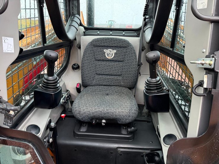 case-tr340b-image-31