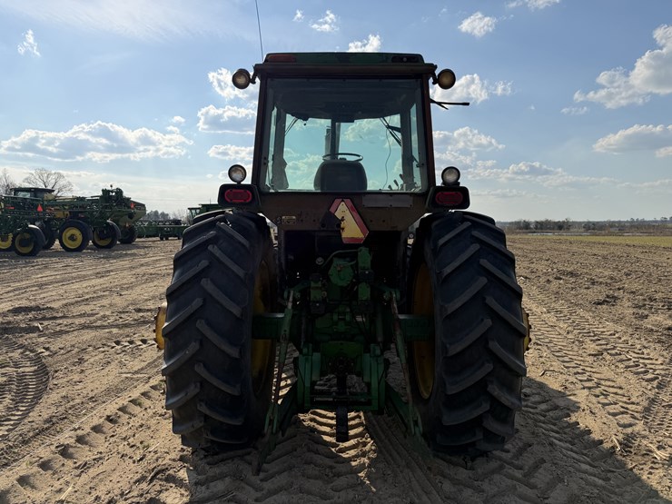 john-deere-4955-image-4