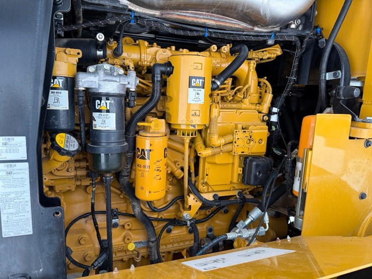 caterpillar-926m-image-55