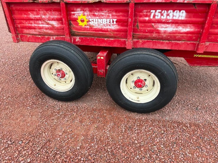 #12-•-lot-12-image-16