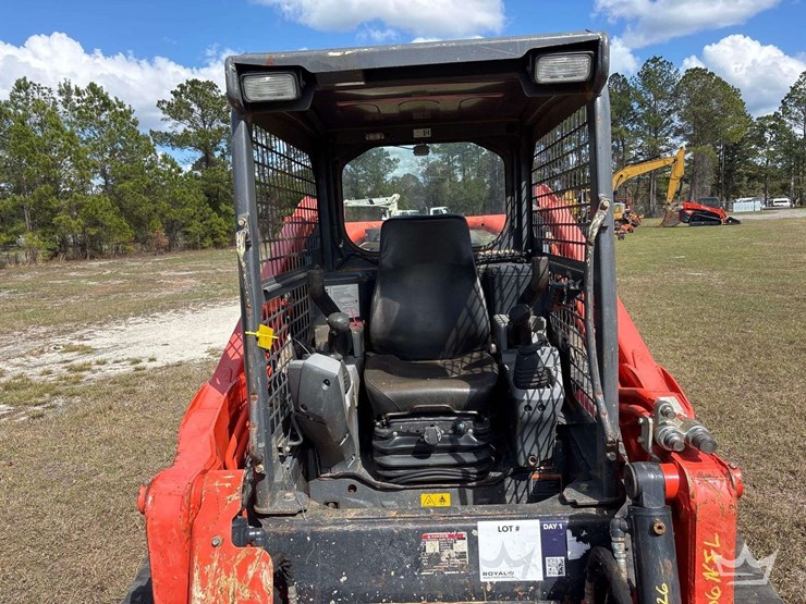 2022-kubota-svl97-2-image-18