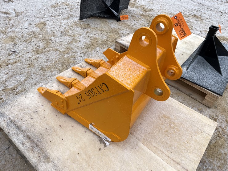 caterpillar-305-image-6