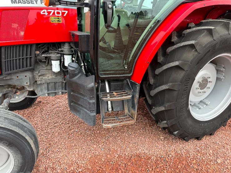 massey-ferguson-4707-image-13