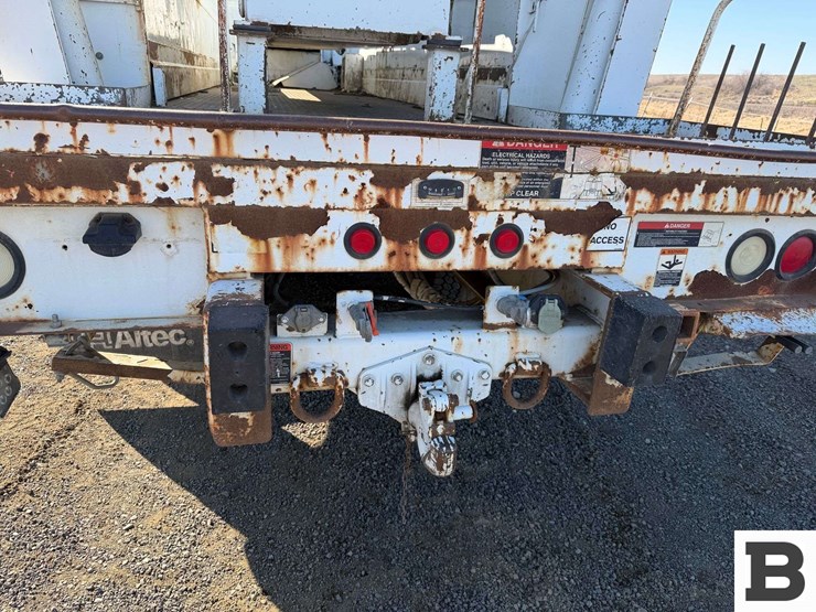 2011-international-workstar-7400-image-28