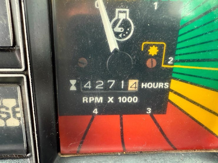 #44-•-lot-44-image-49