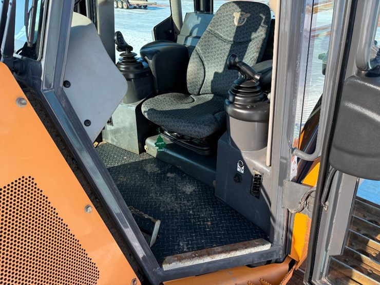 case-1150m-wt-image-45