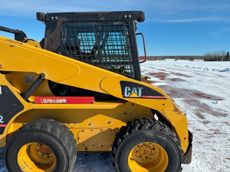 caterpillar-252-image-20