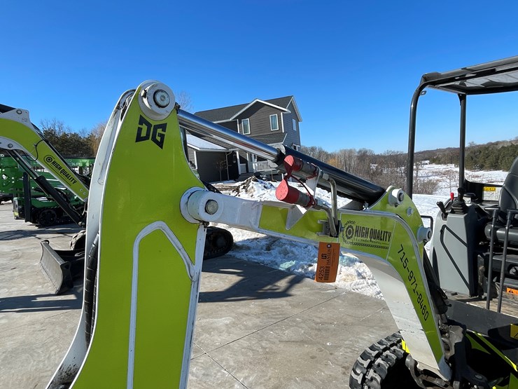 2022-bobcat-e20-image-10