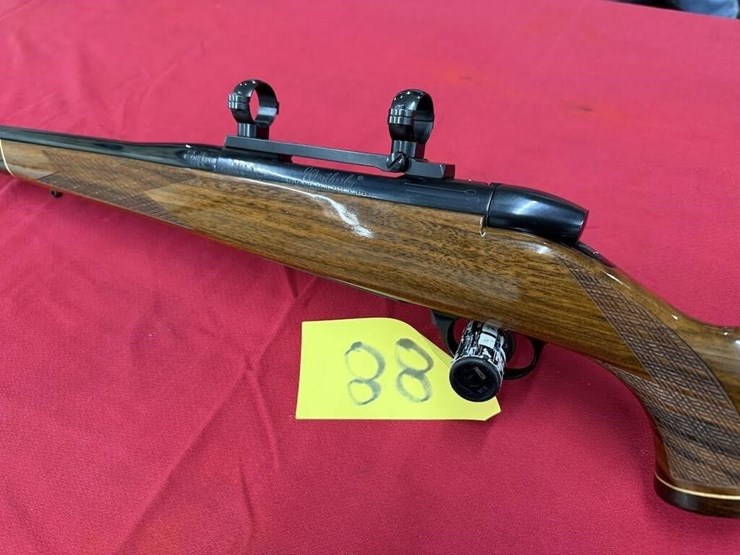 weatherby-mark-v-.257-w.m.-rifle-image-5