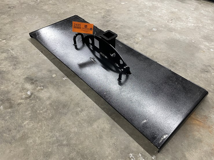 #2485-•-skid-steer-receiver-hitch-plate-with-half-moon-chain-hook-image-5