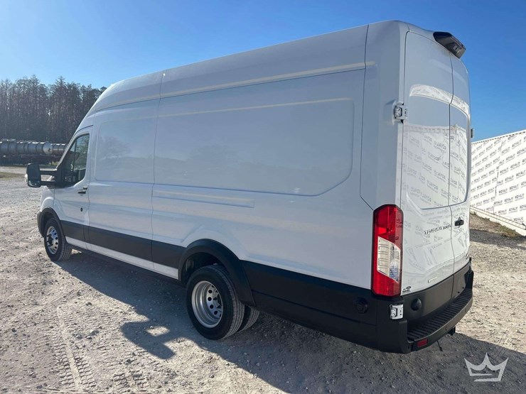 2020-ford-transit-image-4