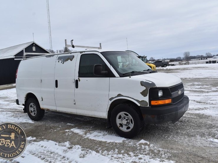 2008-chevrolet-express-1500-image-19
