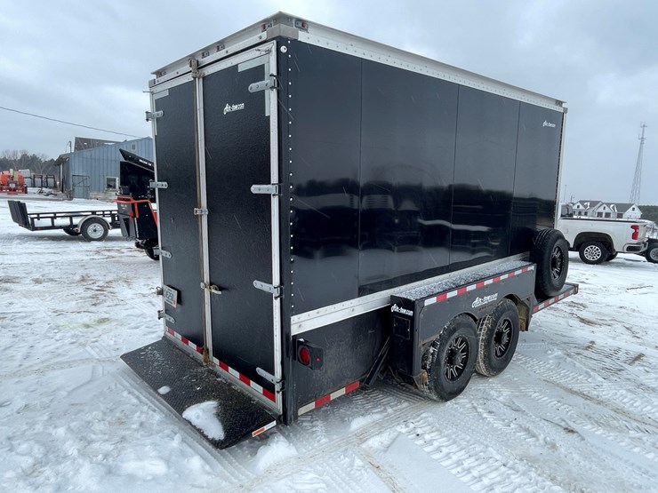 #135-•-2022-rock-line-products-air-tow-ground-loading-enclosed-trailer-(has-wi-title)-image-37