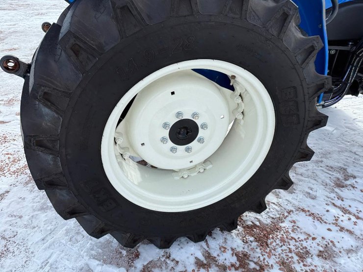 2023-new-holland-workmaster-60-image-9