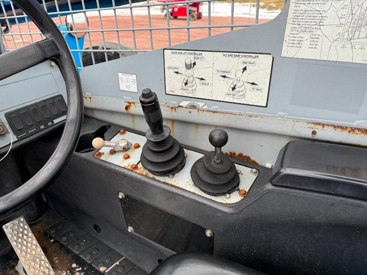 2006-deere-tires-image-37