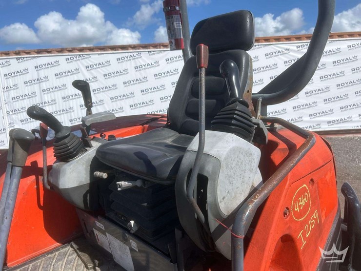 2000-kubota-kx121-3st-image-35