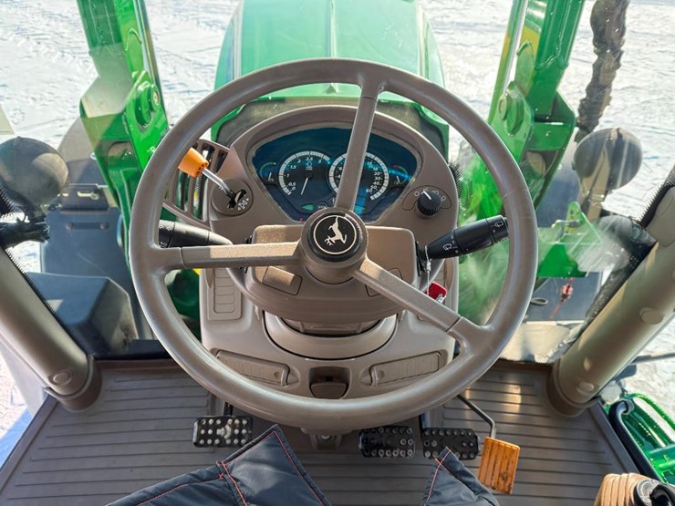 john-deere-6125r-image-69