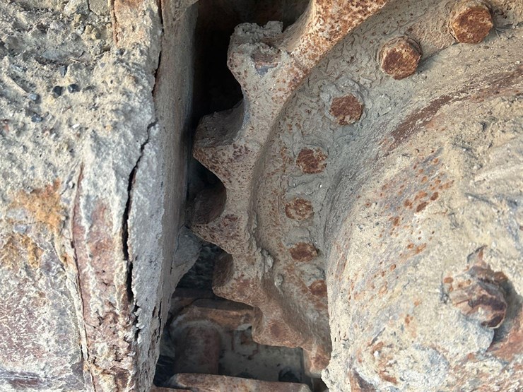 2013-volvo-ec300d-lr-image-8