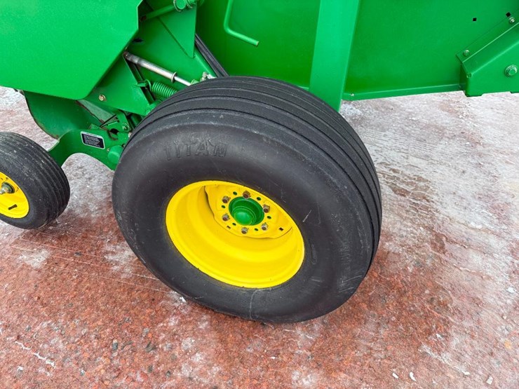 john-deere-566-image-7