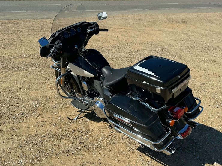 2014-harley-davidson-electra-glide-standard-flhtp-police-package-(34,396-miles)-image-6