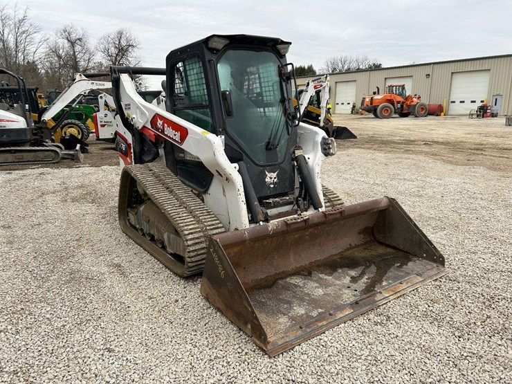 2020-bobcat-t76-image-6