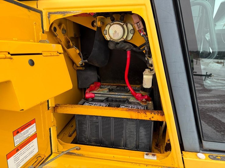 komatsu-d37ex-21-image-45