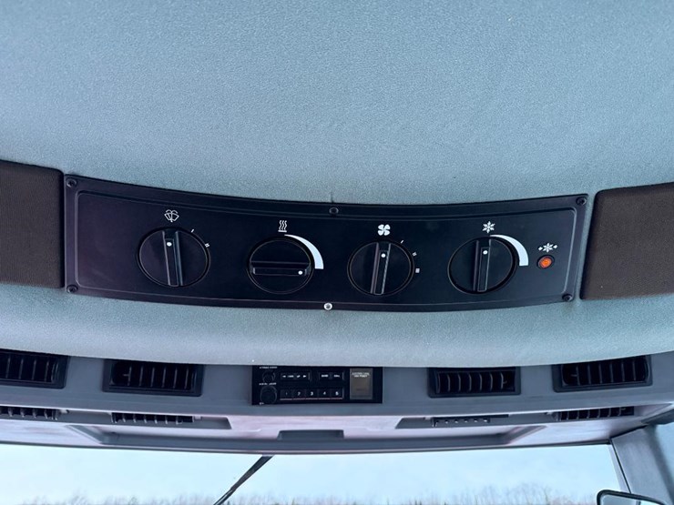 case-ih-7120-image-68