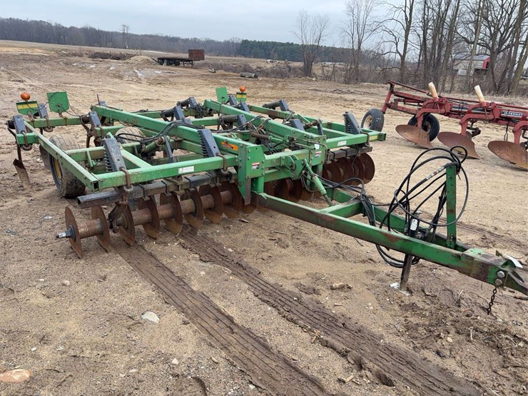 john-deere-714-image-2