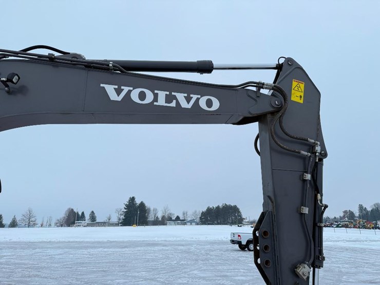 volvo-ec160el-image-32